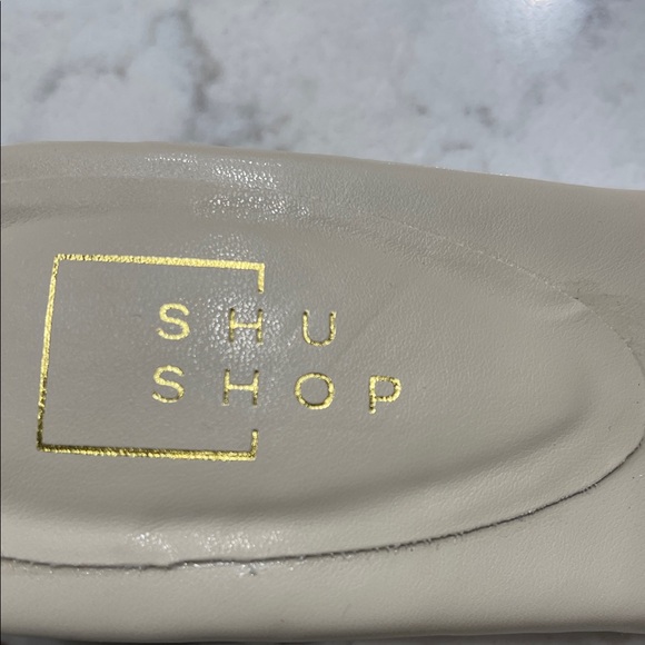 ShuShop Light Tan Ruffle Block Heels - Picture 2 of 4